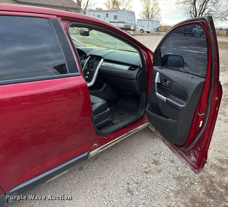 image for item ED2426 2014 Ford Edge SUV