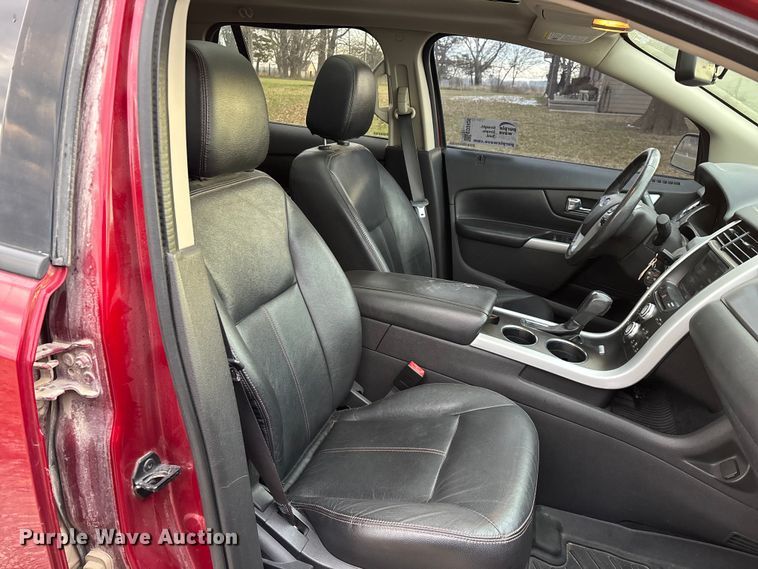 image for item ED2426 2014 Ford Edge SUV