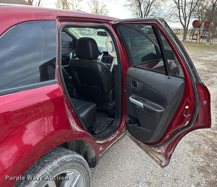 image for item ED2426 2014 Ford Edge SUV