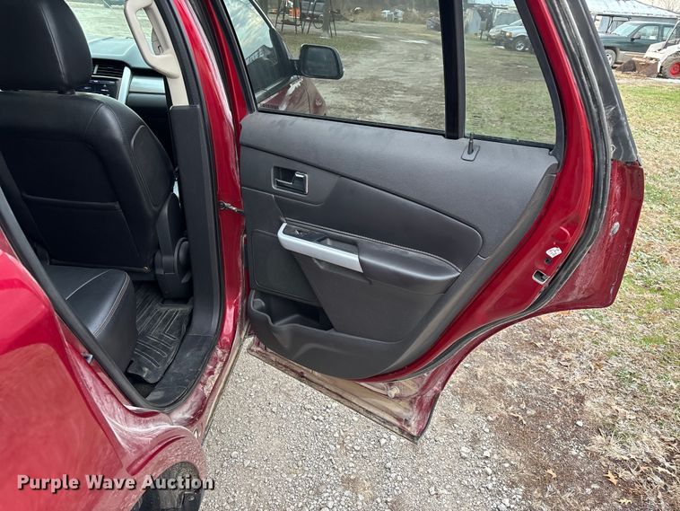 image for item ED2426 2014 Ford Edge SUV