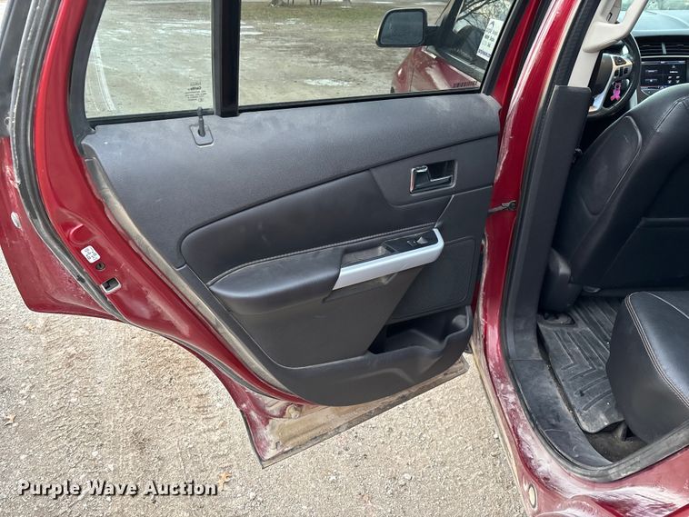 image for item ED2426 2014 Ford Edge SUV