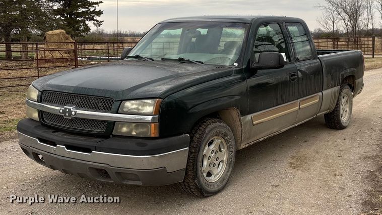 image for item ED2428 2003 Chevrolet Silverado 1500 Ext. Cab pickup truck