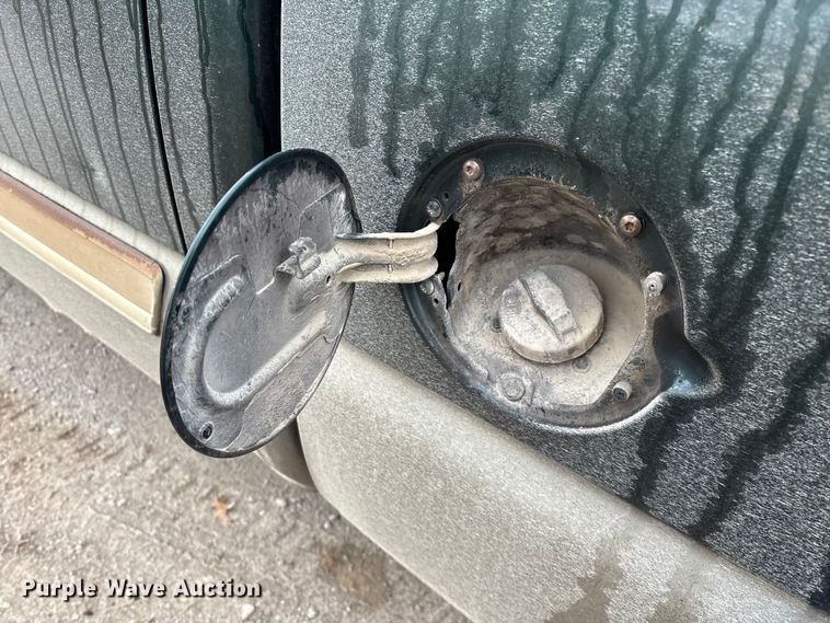 image for item ED2428 2003 Chevrolet Silverado 1500 Ext. Cab pickup truck