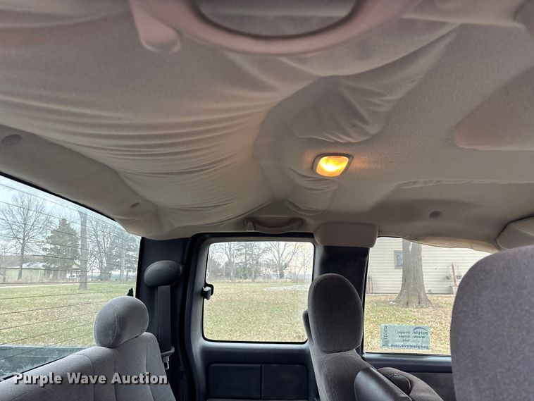 image for item ED2428 2003 Chevrolet Silverado 1500 Ext. Cab pickup truck