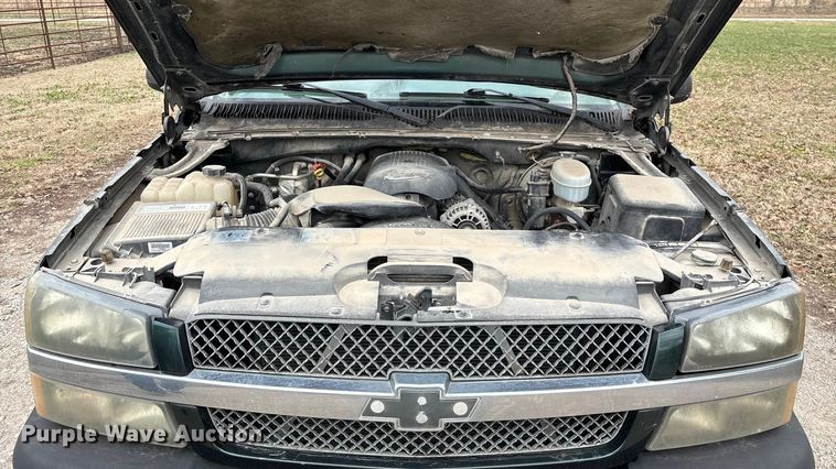 image for item ED2428 2003 Chevrolet Silverado 1500 Ext. Cab pickup truck
