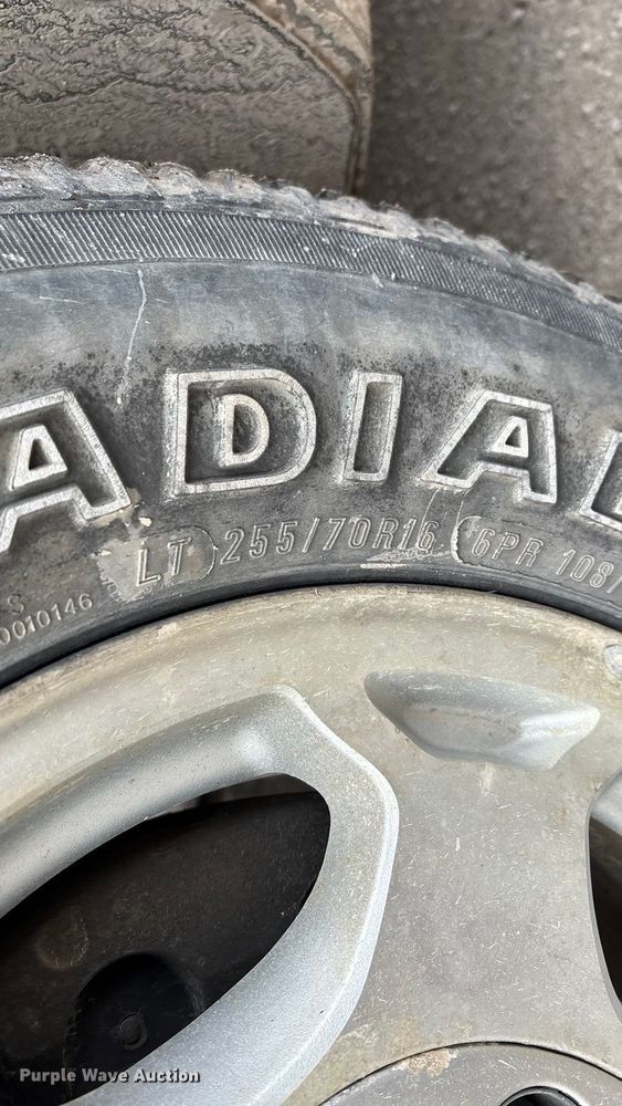 image for item ED2428 2003 Chevrolet Silverado 1500 Ext. Cab pickup truck