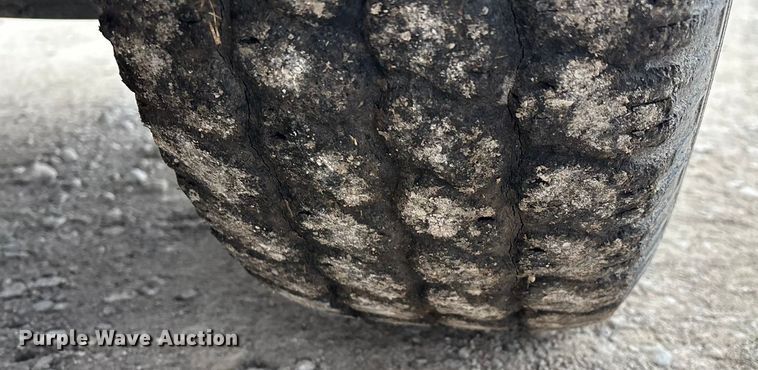 image for item ED2428 2003 Chevrolet Silverado 1500 Ext. Cab pickup truck