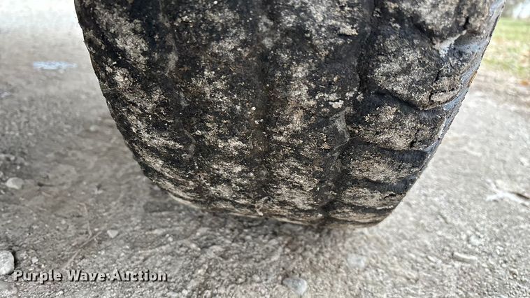 image for item ED2428 2003 Chevrolet Silverado 1500 Ext. Cab pickup truck