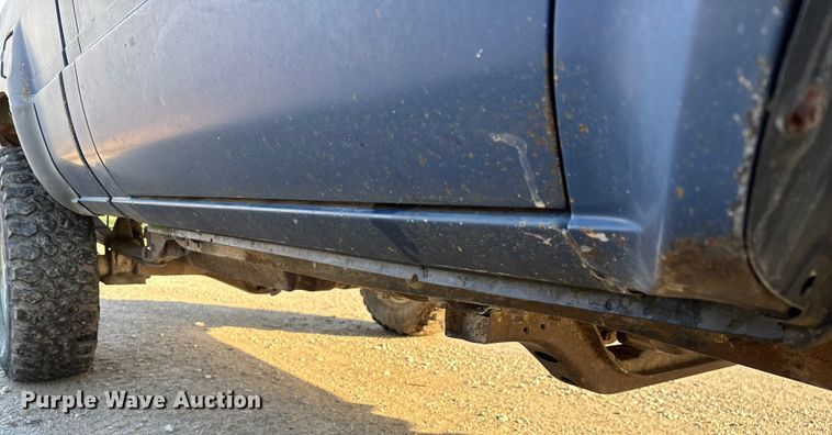 image for item ED2429 1986 Toyota pickup truck