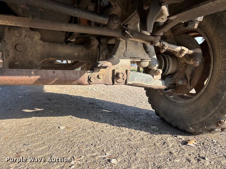 image for item ED2429 1986 Toyota pickup truck