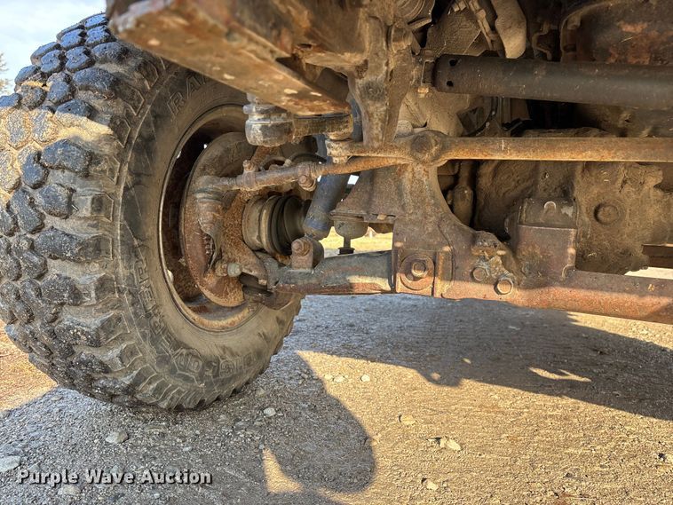 image for item ED2429 1986 Toyota pickup truck