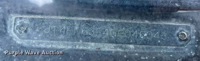 image for item ED2429 1986 Toyota pickup truck