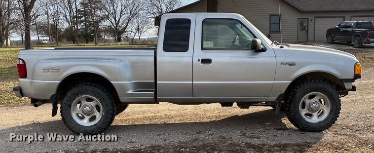 image for item ED2430 2001 Ford Ranger Edge SuperCab pickup truck