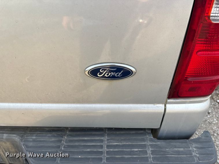 image for item ED2430 2001 Ford Ranger Edge SuperCab pickup truck