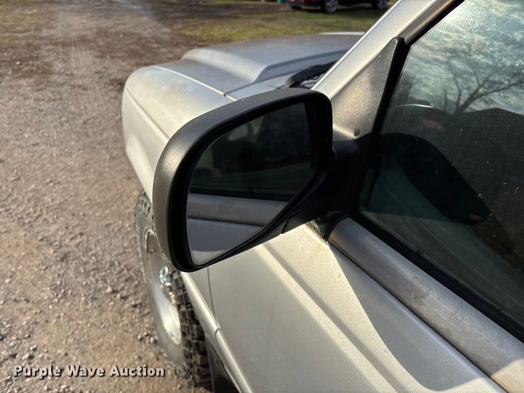 image for item ED2430 2001 Ford Ranger Edge SuperCab pickup truck