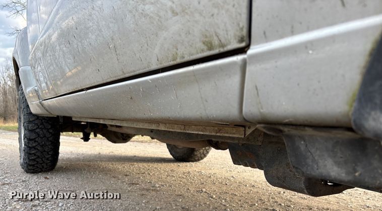 image for item ED2430 2001 Ford Ranger Edge SuperCab pickup truck