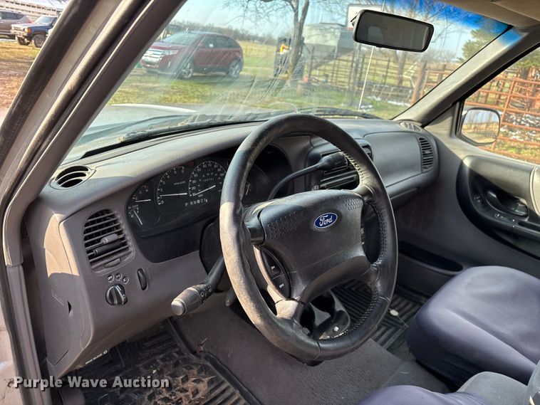 image for item ED2430 2001 Ford Ranger Edge SuperCab pickup truck