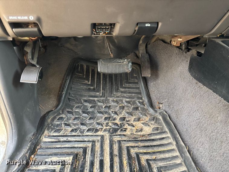 image for item ED2430 2001 Ford Ranger Edge SuperCab pickup truck