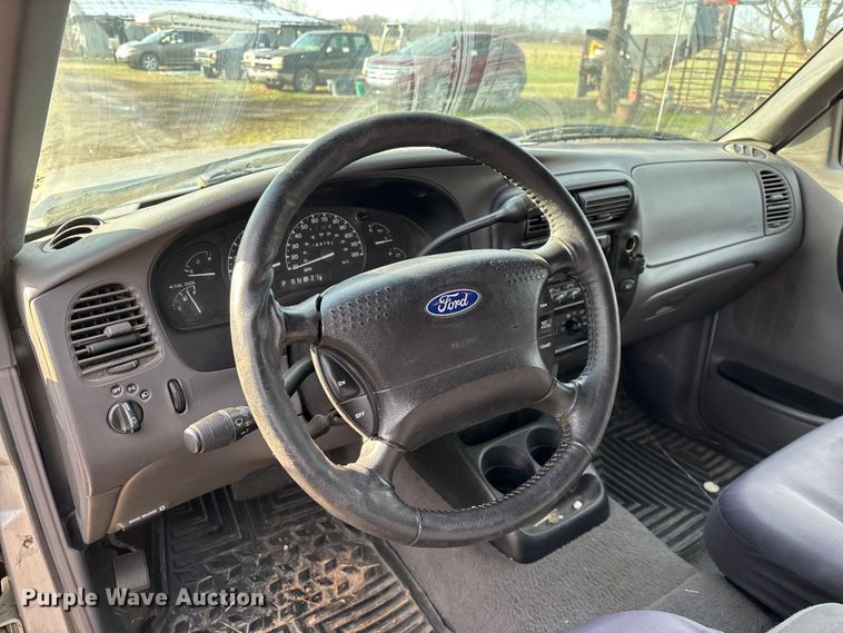 image for item ED2430 2001 Ford Ranger Edge SuperCab pickup truck