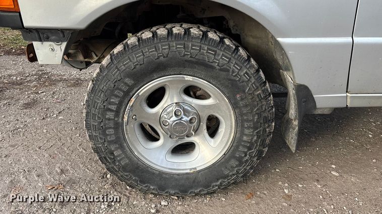 image for item ED2430 2001 Ford Ranger Edge SuperCab pickup truck