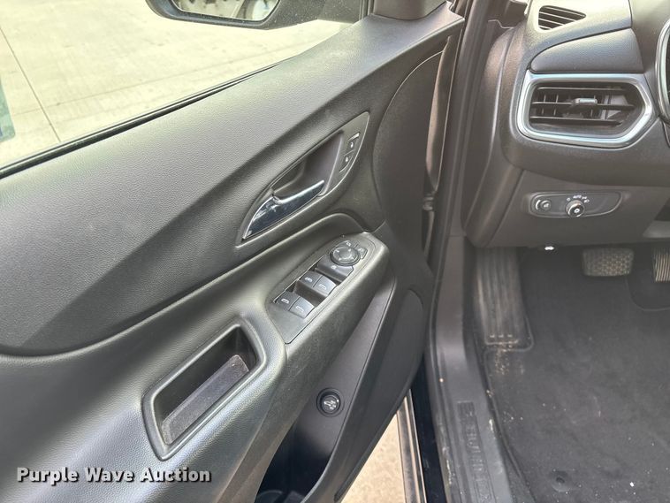 image for item ED2433 2022 Chevrolet Equinox LT SUV