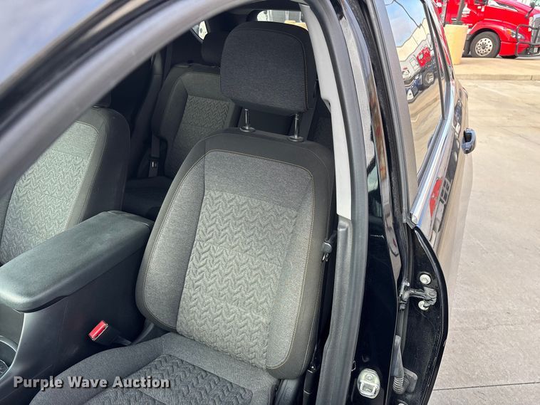 image for item ED2433 2022 Chevrolet Equinox LT SUV