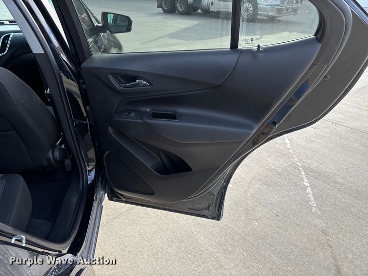 image for item ED2433 2022 Chevrolet Equinox LT SUV