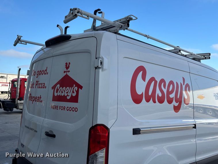 image for item ED2434 2021 Ford Transit 350 van