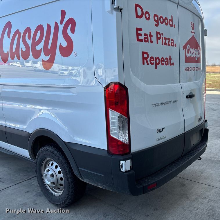 image for item ED2434 2021 Ford Transit 350 van