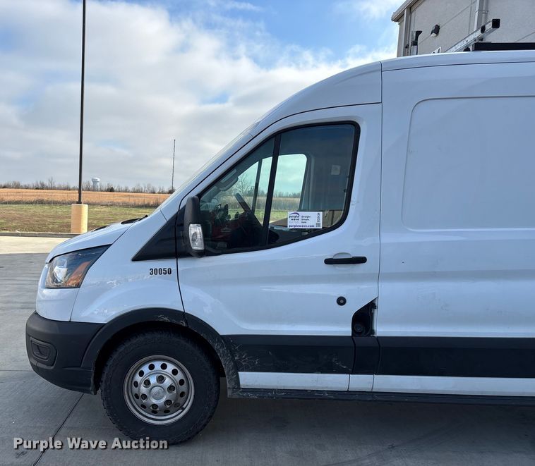 image for item ED2434 2021 Ford Transit 350 van