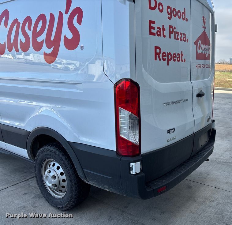 image for item ED2434 2021 Ford Transit 350 van