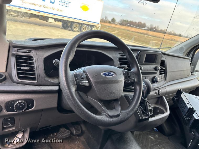 image for item ED2434 2021 Ford Transit 350 van