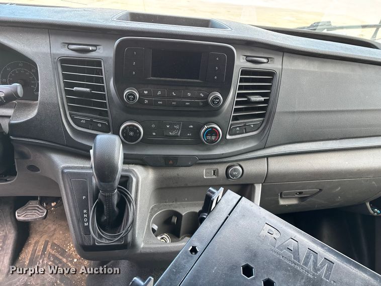 image for item ED2434 2021 Ford Transit 350 van