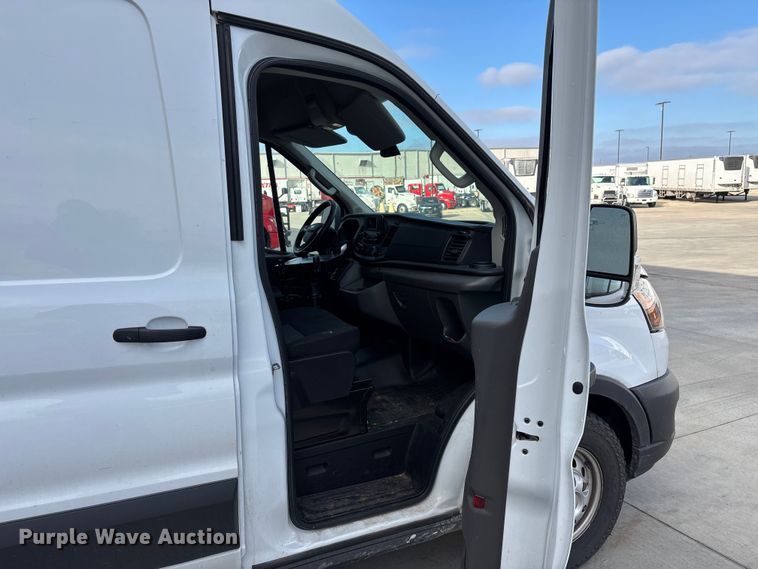 image for item ED2434 2021 Ford Transit 350 van