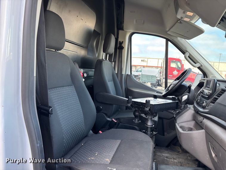 image for item ED2434 2021 Ford Transit 350 van