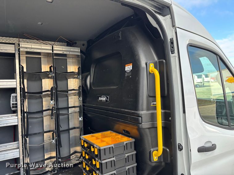 image for item ED2434 2021 Ford Transit 350 van