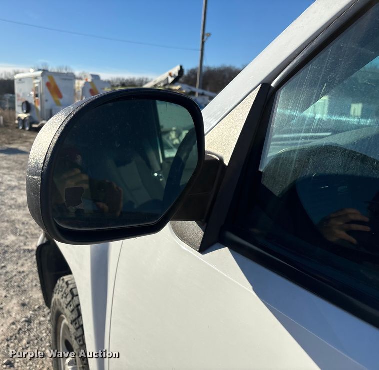 image for item ED2439 2012 Chevrolet Silverado 1500 pickup truck