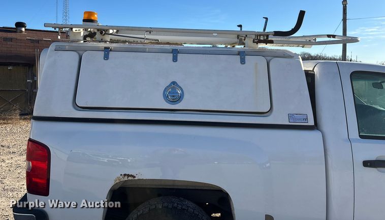 image for item ED2439 2012 Chevrolet Silverado 1500 pickup truck