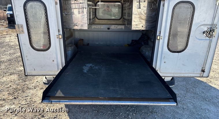 image for item ED2439 2012 Chevrolet Silverado 1500 pickup truck