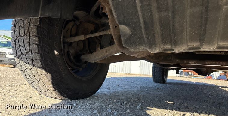 image for item ED2439 2012 Chevrolet Silverado 1500 pickup truck