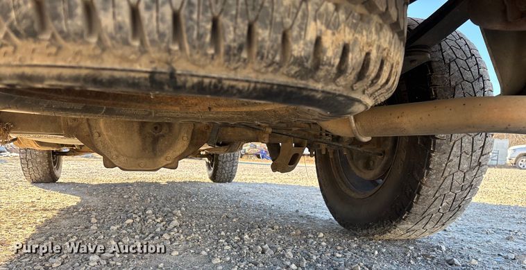 image for item ED2439 2012 Chevrolet Silverado 1500 pickup truck