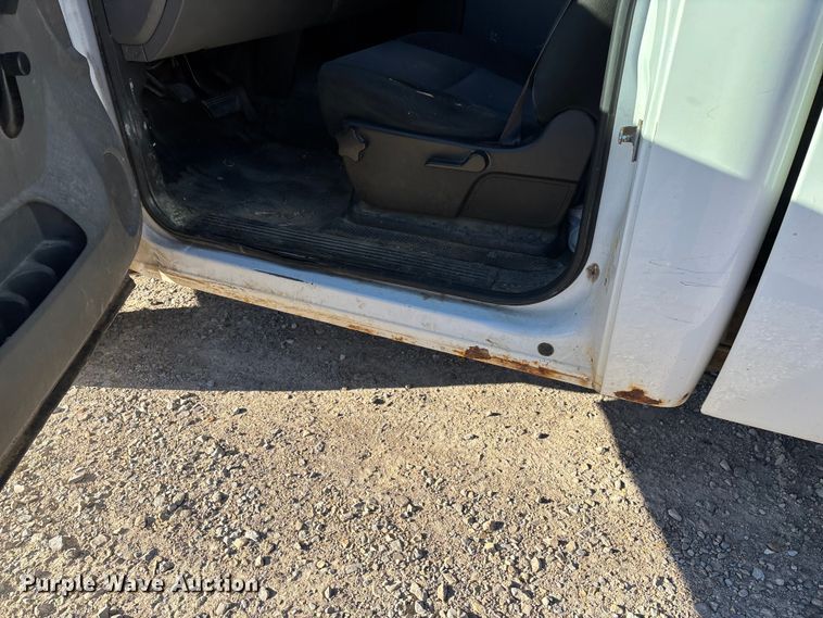 image for item ED2439 2012 Chevrolet Silverado 1500 pickup truck