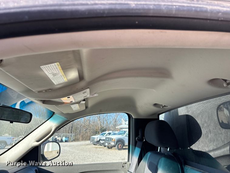 image for item ED2439 2012 Chevrolet Silverado 1500 pickup truck