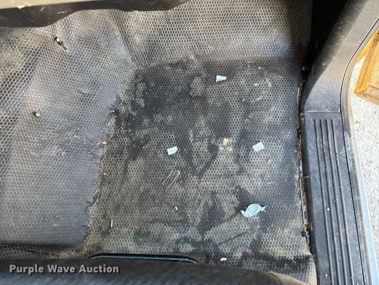 image for item ED2439 2012 Chevrolet Silverado 1500 pickup truck