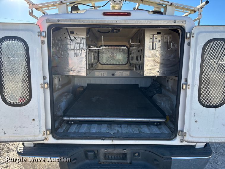 image for item ED2439 2012 Chevrolet Silverado 1500 pickup truck