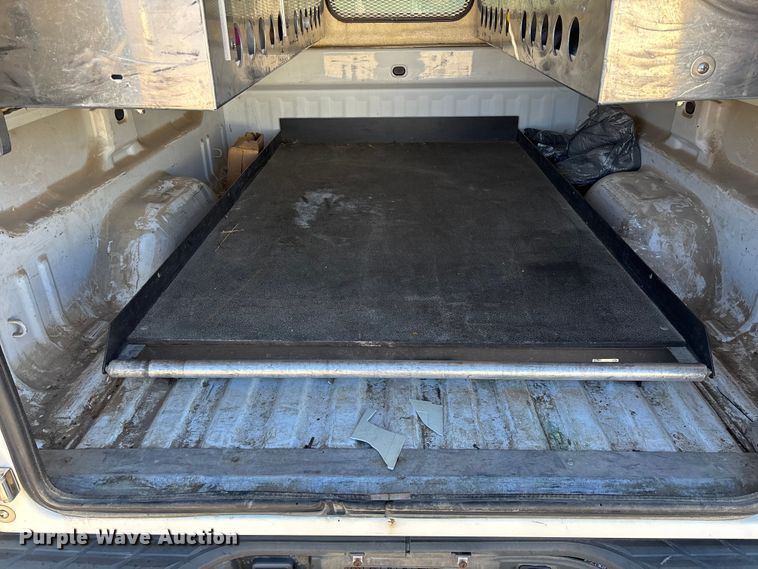 image for item ED2439 2012 Chevrolet Silverado 1500 pickup truck