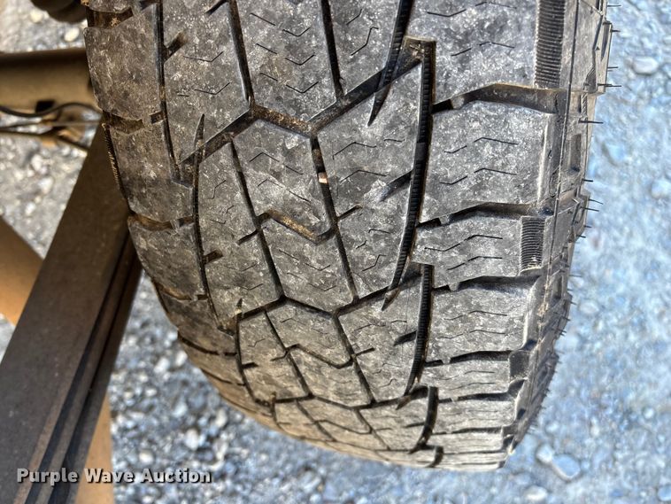 image for item ED2439 2012 Chevrolet Silverado 1500 pickup truck