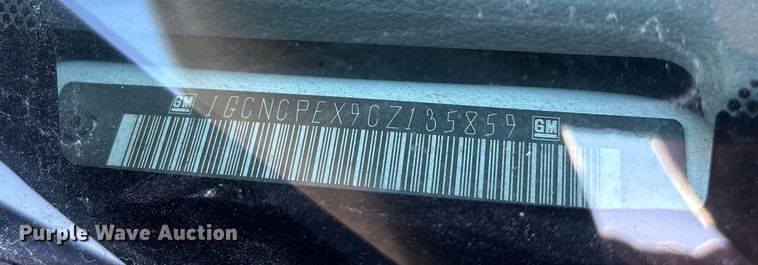 image for item ED2439 2012 Chevrolet Silverado 1500 pickup truck