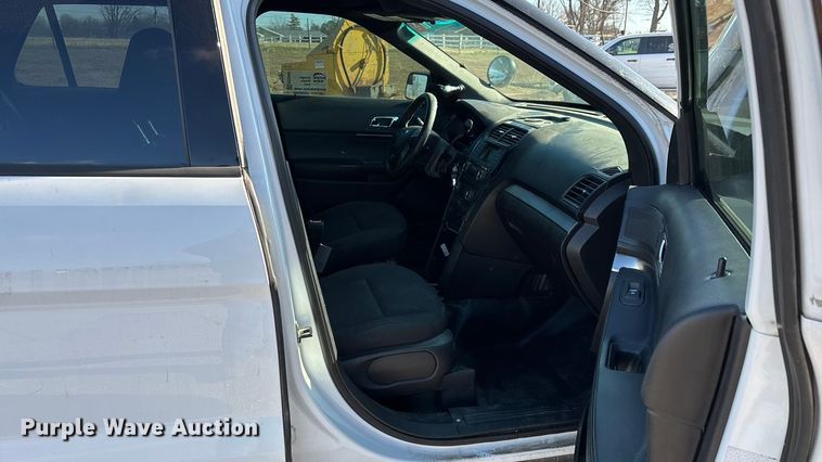image for item ED2440 2017 Ford Explorer Police Interceptor SUV
