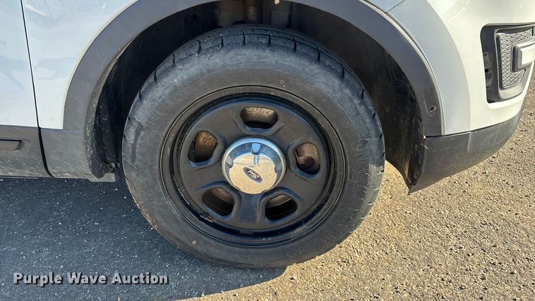 image for item ED2440 2017 Ford Explorer Police Interceptor SUV